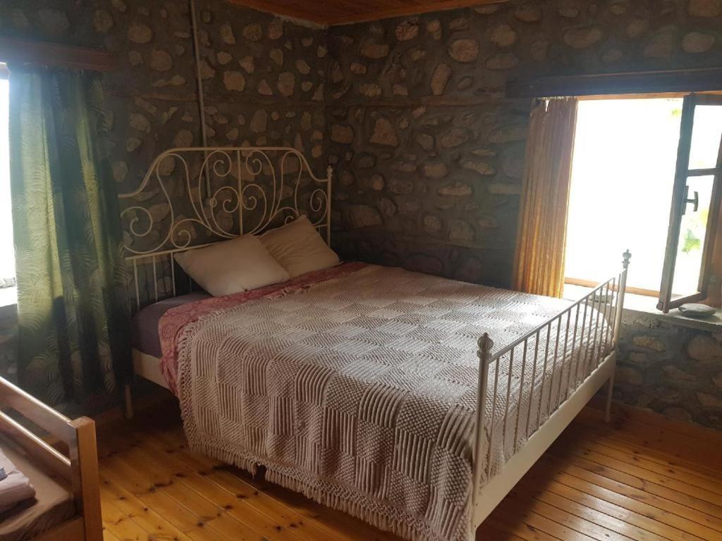 The House In The Village Pellumbas Quarto foto